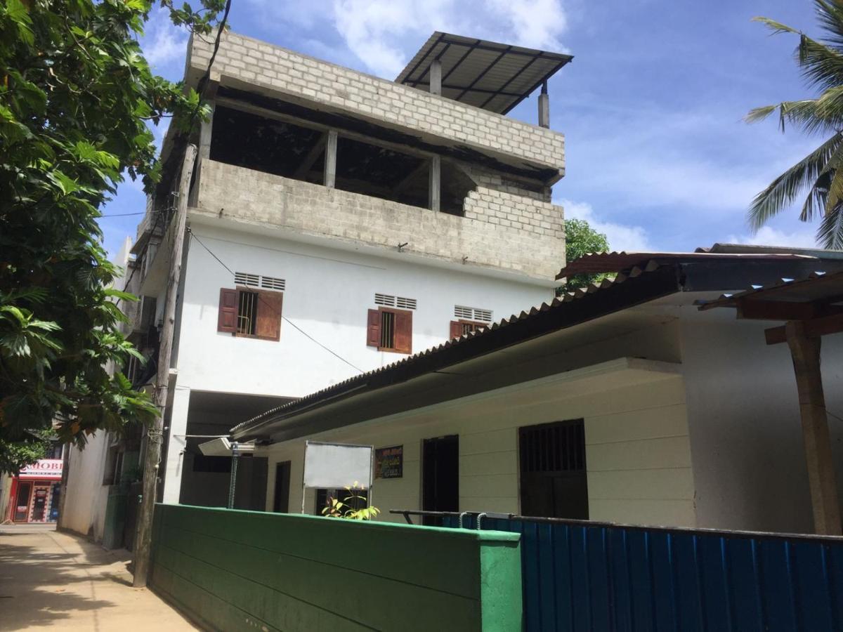 Hotel Mum&Dad House Dikwella Exterior foto